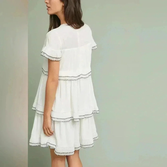 Elliatt Helene Petite Swing Dress - Picture 2 of 8